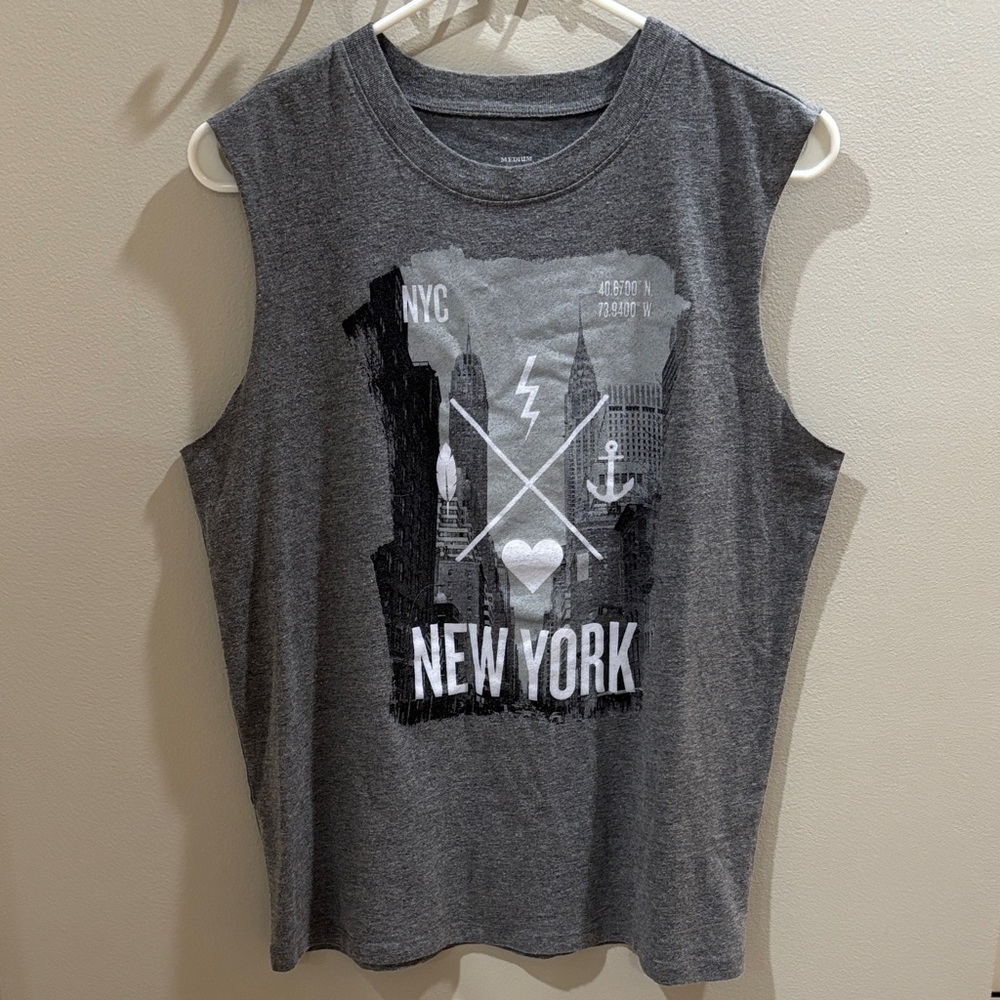 Savvy Charcoal New York Graphic Muscle Tee